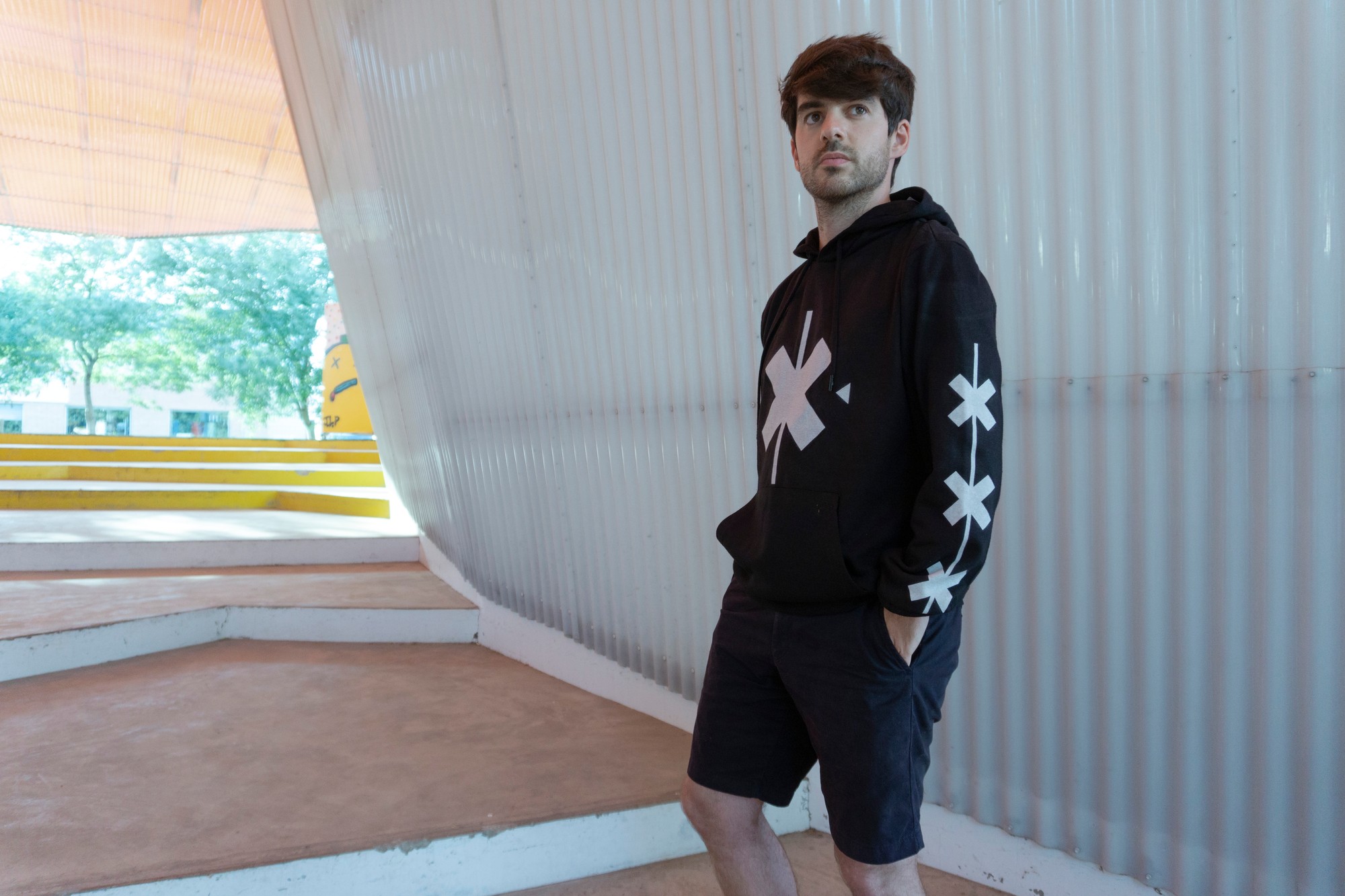 Hoodie X image 0